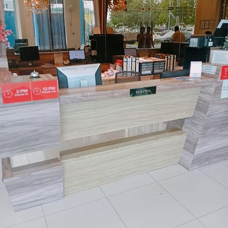 Bluebell Hotel Скудай Екстериор снимка