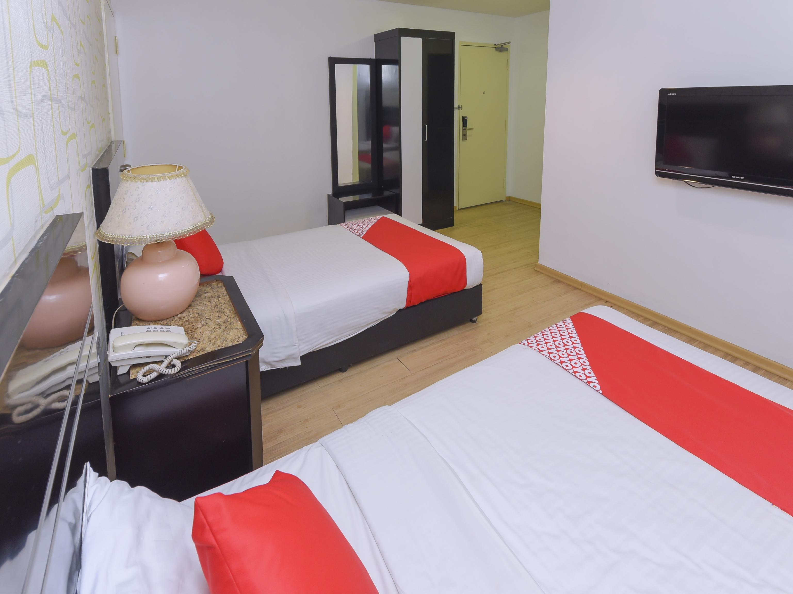 Bluebell Hotel Скудай Екстериор снимка