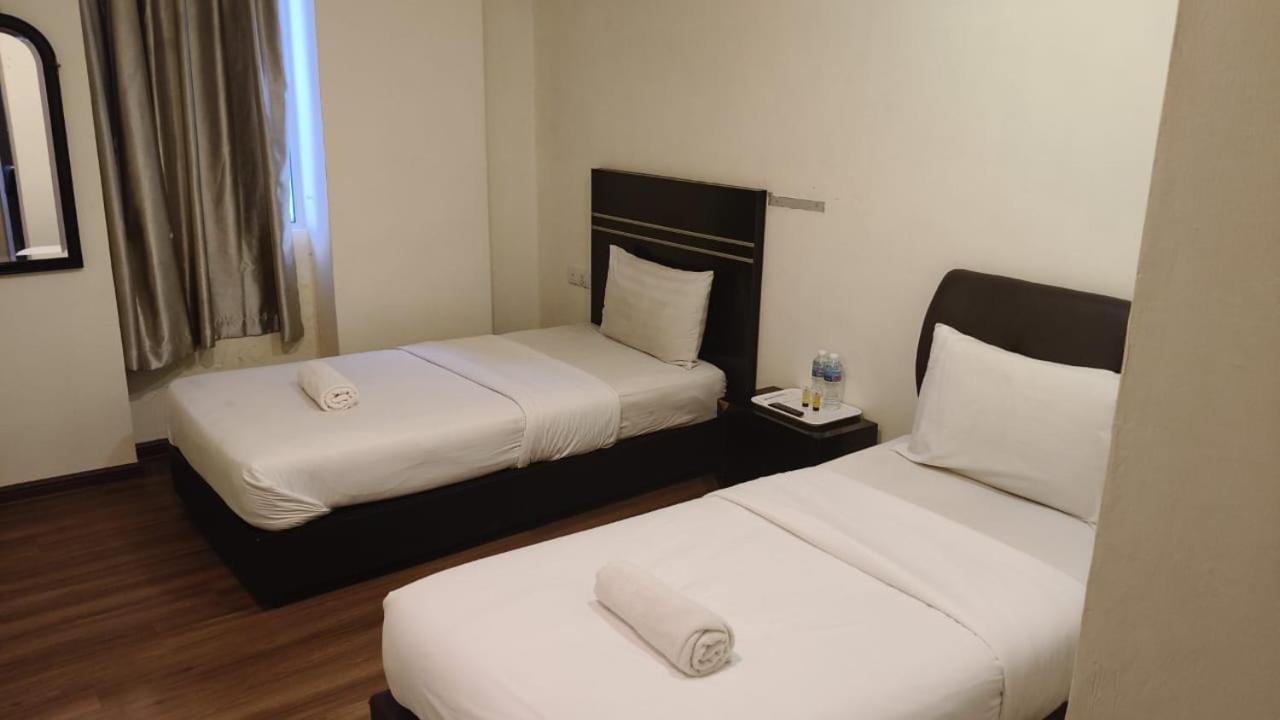 Bluebell Hotel Скудай Екстериор снимка