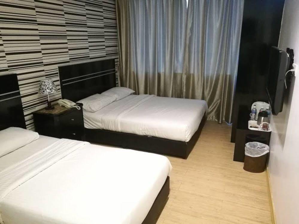 Bluebell Hotel Скудай Екстериор снимка