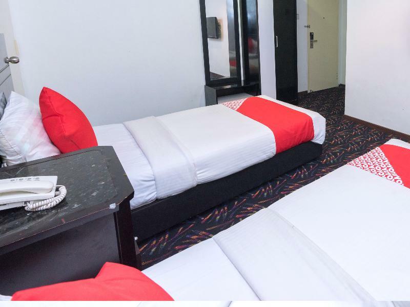 Bluebell Hotel Скудай Екстериор снимка